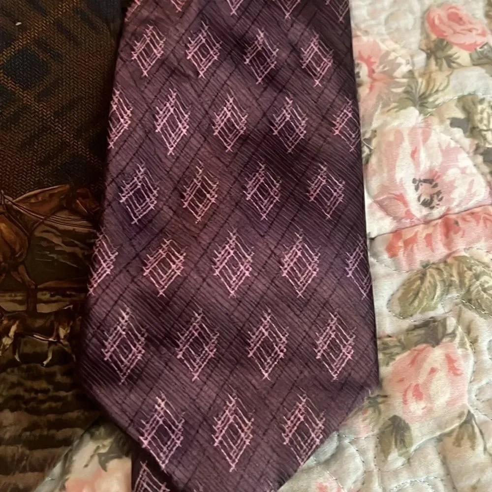 Ties   - Picture 5 of 5